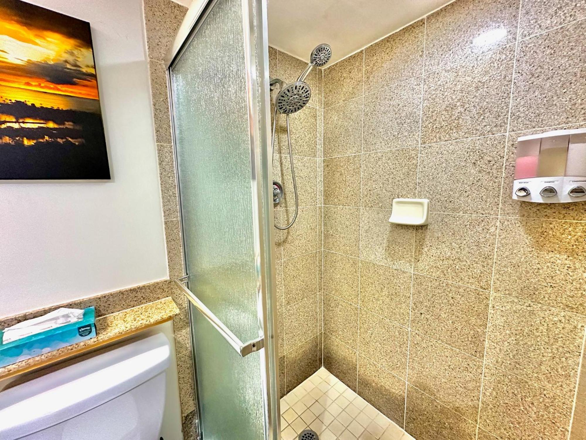 Waikiki Beach Experience! Luxury Oceanview Suite! 檀香山 外观 照片
