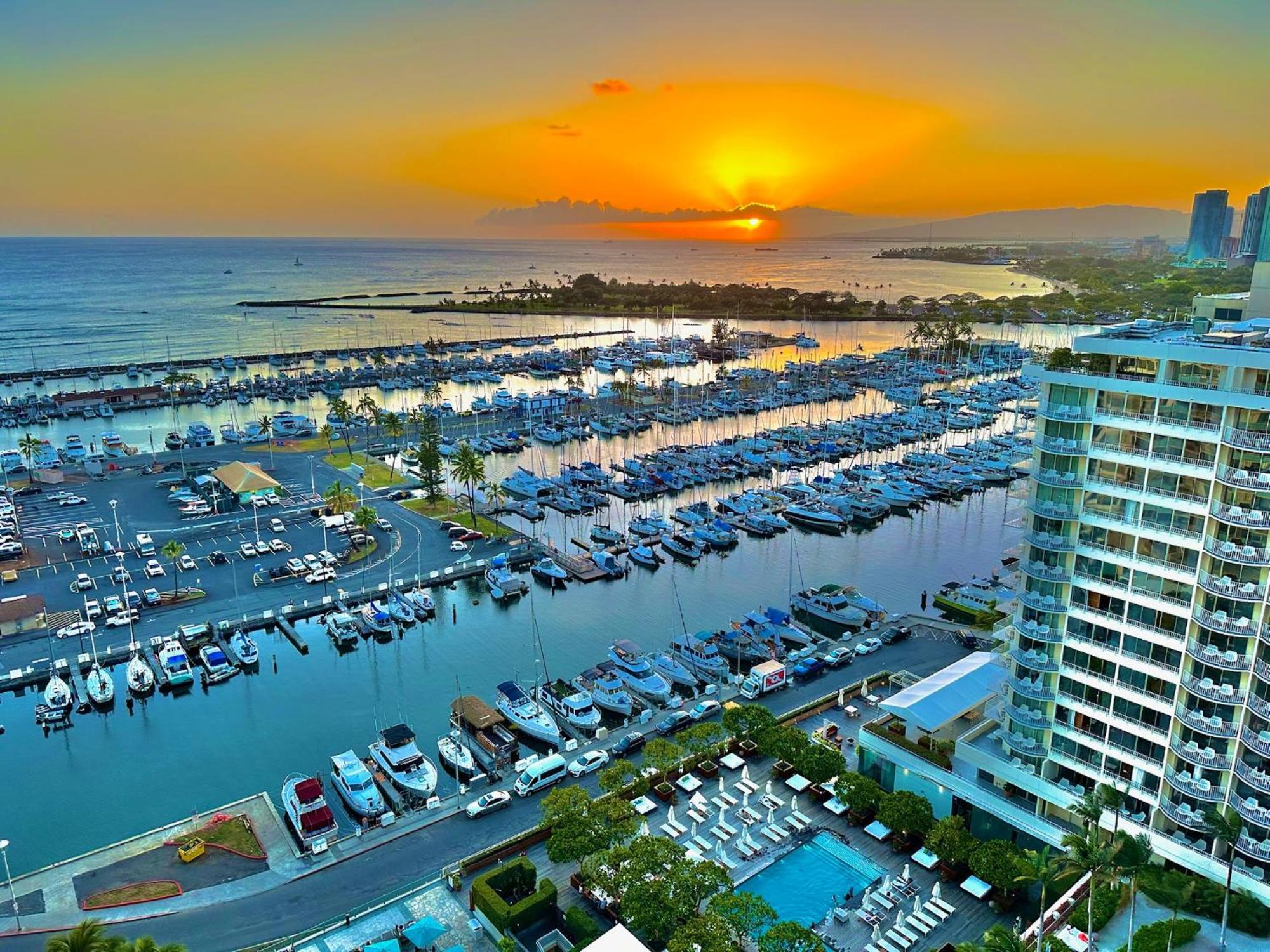 Waikiki Beach Experience! Luxury Oceanview Suite! 檀香山 外观 照片
