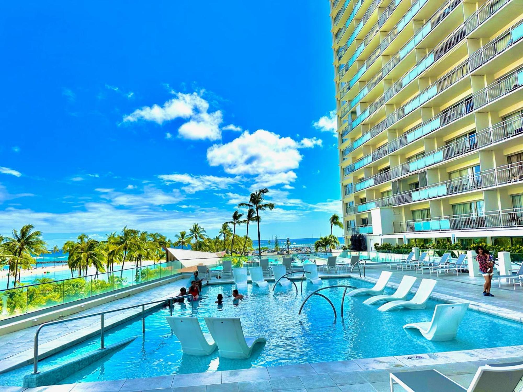 Waikiki Beach Experience! Luxury Oceanview Suite! 檀香山 外观 照片